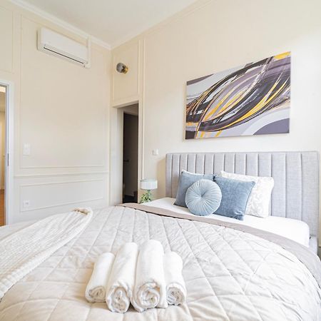 Luxurious Prestige Apartment On The St Stephen Road Budapeste Exterior foto